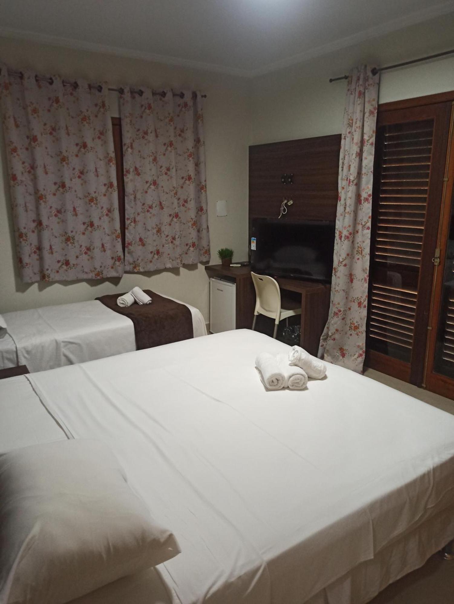 Pousada Villa Mares São Pedro da Aldeia Exterior foto